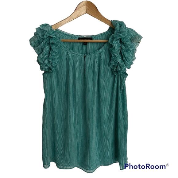 Banana Republic Tops - Banana Republic woman’s blouse‎ xs
